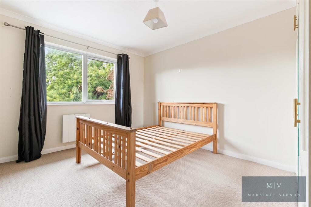 Flat 8 Wenderholme Court MV-2.jpg