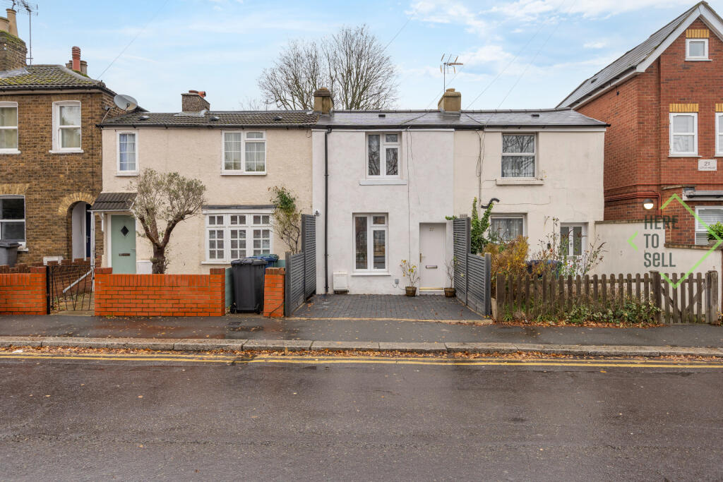 27 Lodge Lane N12 8JG-34