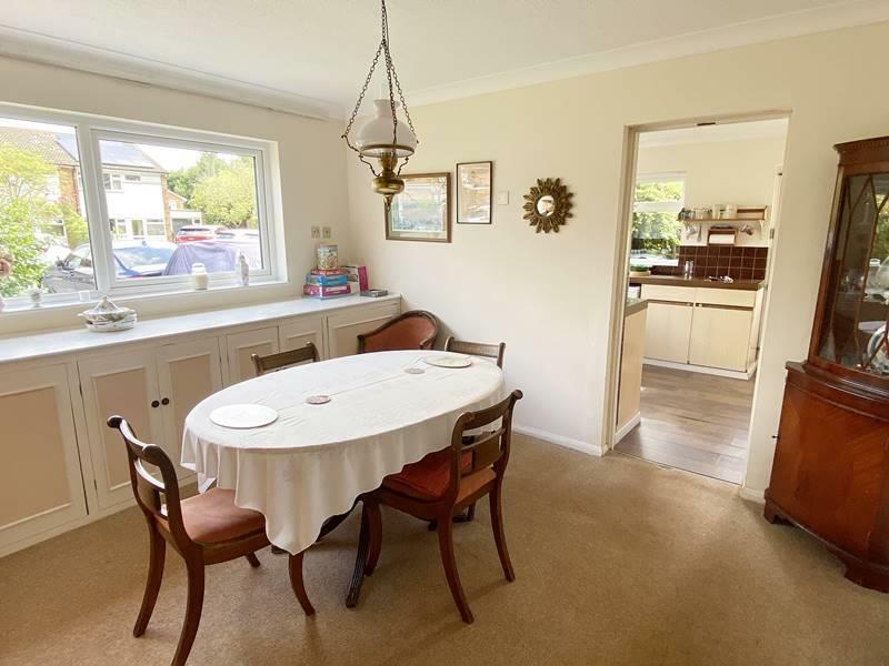 dining room.jpg