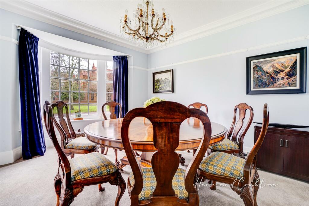 Queen Anne Square, Cardiff, HernCrabtree (12).jpg