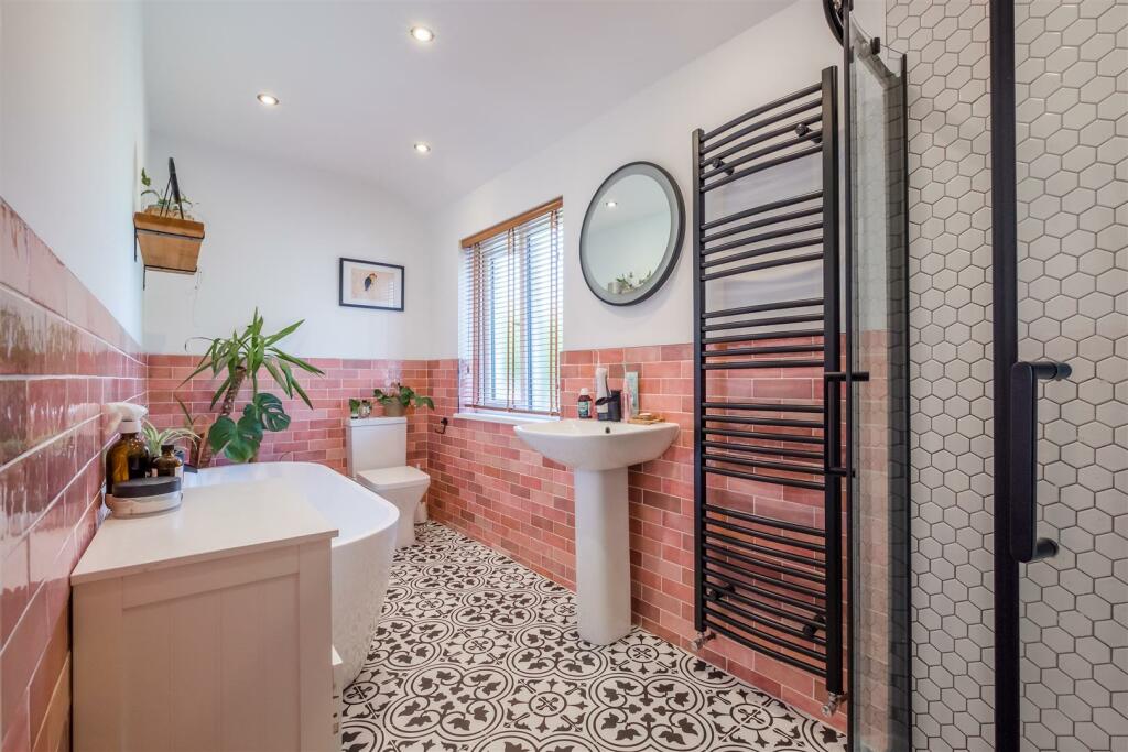Ensuite