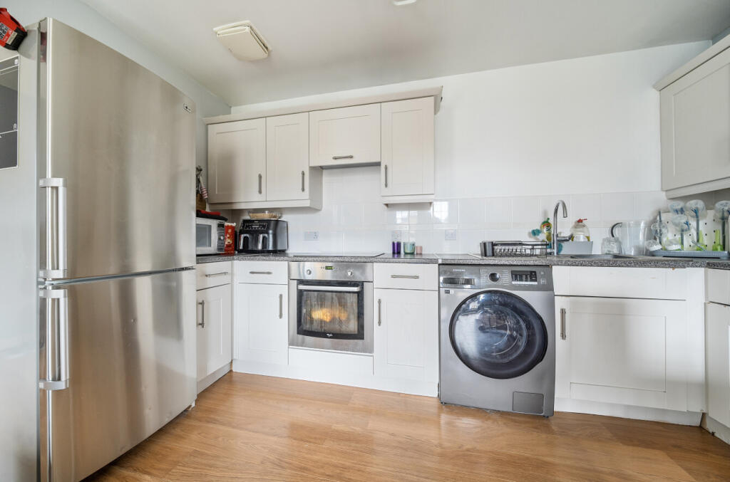 1344455-6-68b8487...