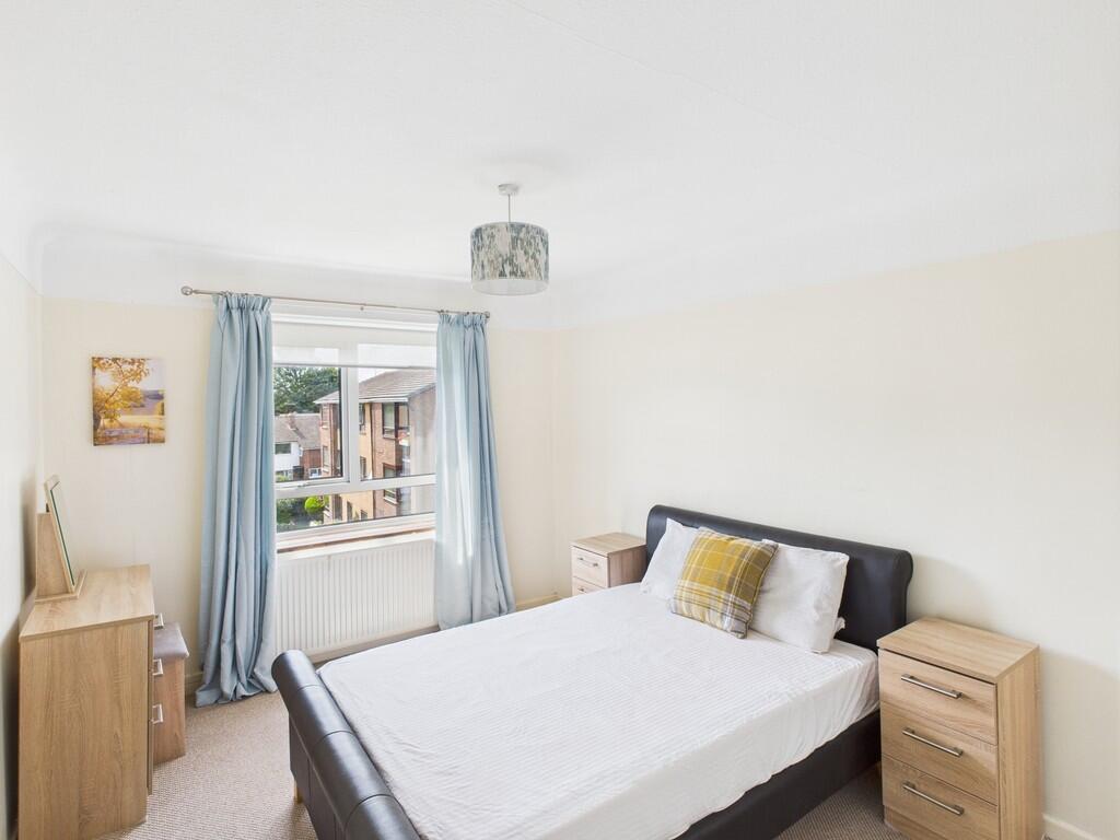 CAM02854G0-PR0422...