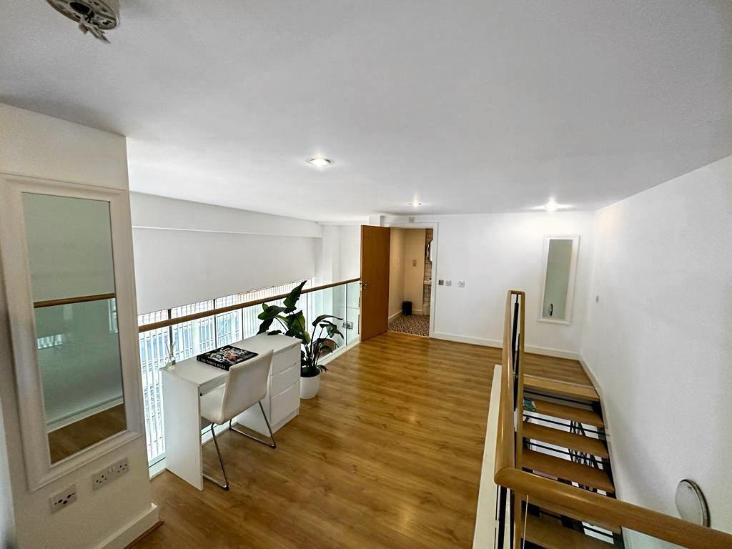 Upstairs Hallway.jpg