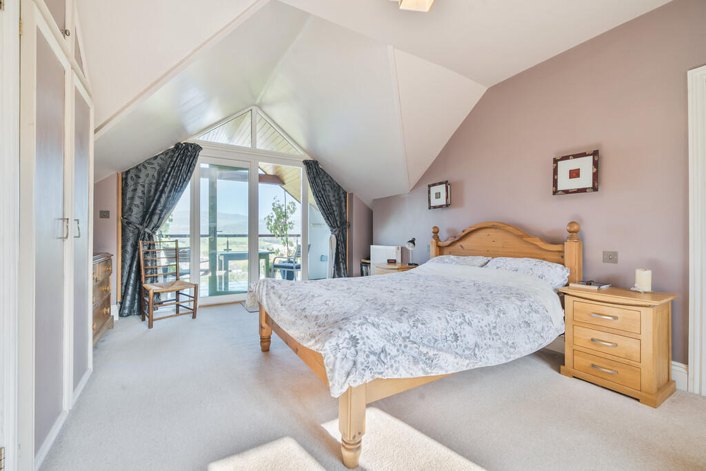 Principal Bedroom...