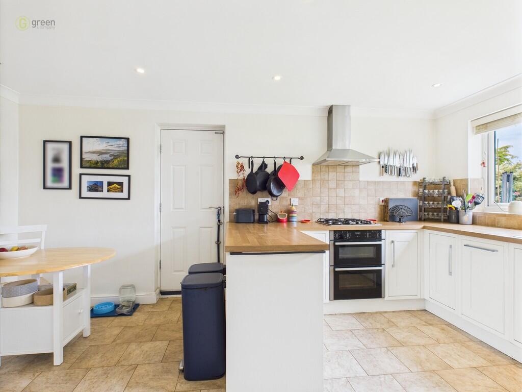 CAM03830G0-PR0171...