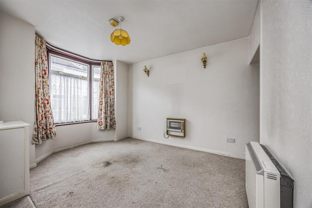 26 Ward Road, Southsea-PorticoMarketing-SoldBy-11.