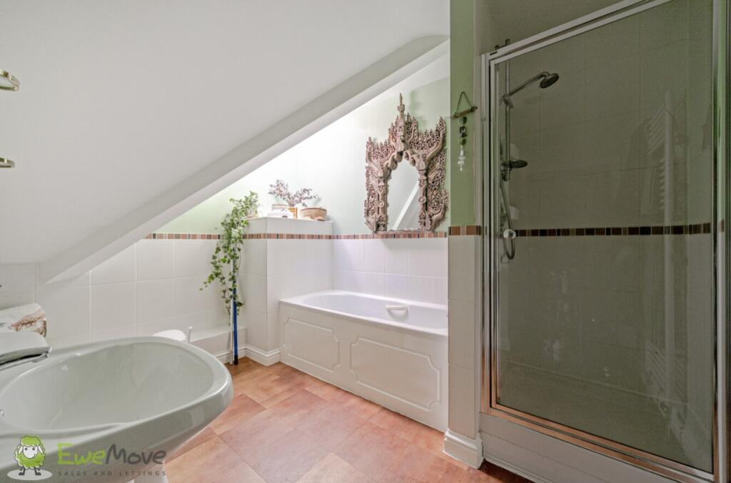 e0c194fc-4373-4847-99f5-f9d7d44d868a