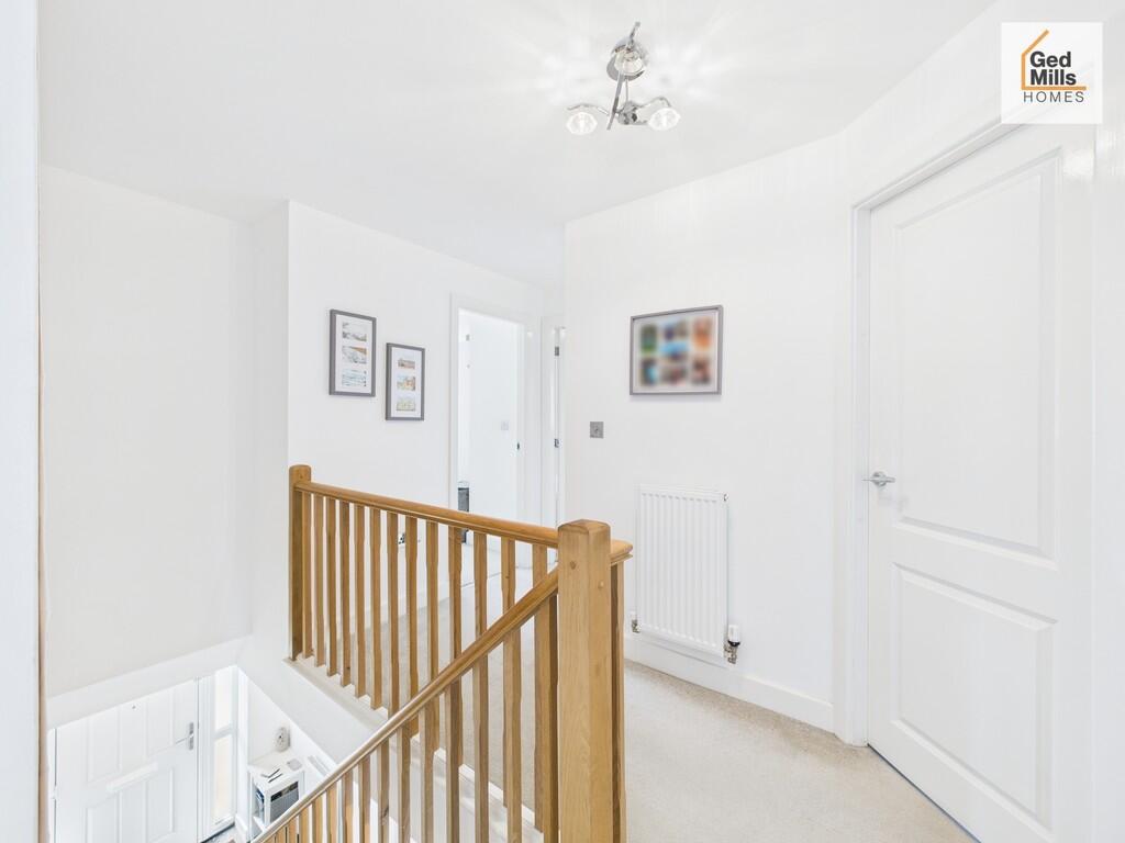 CAM04261G0-PR0084...