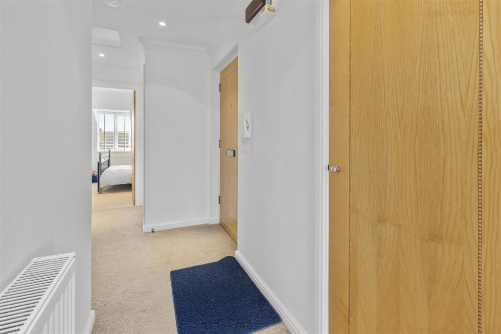 entrance hall.jpg