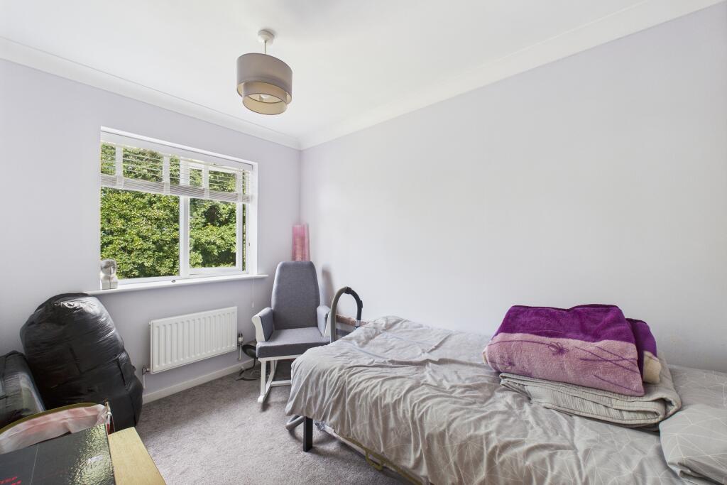 CAM05454G0-PR0039-STILL013