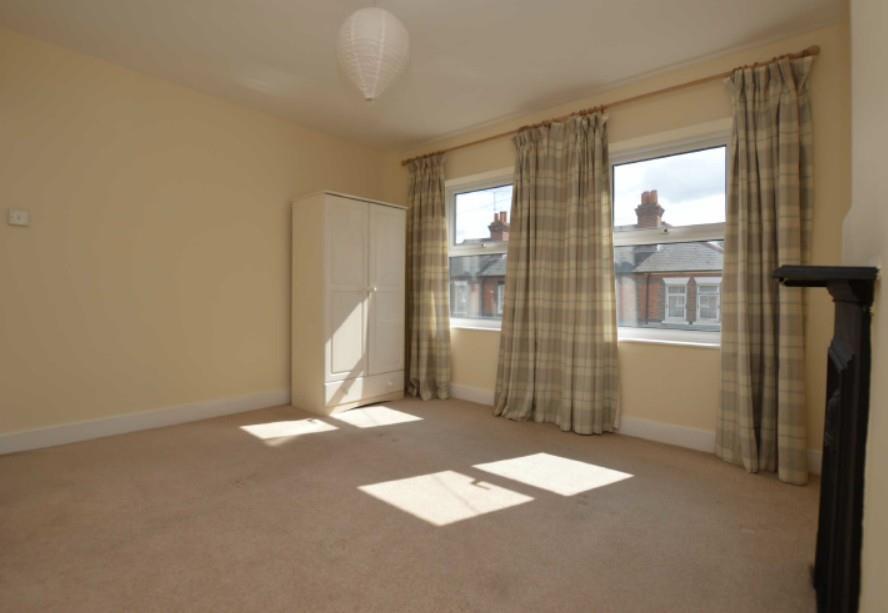 bedroom.jpg
