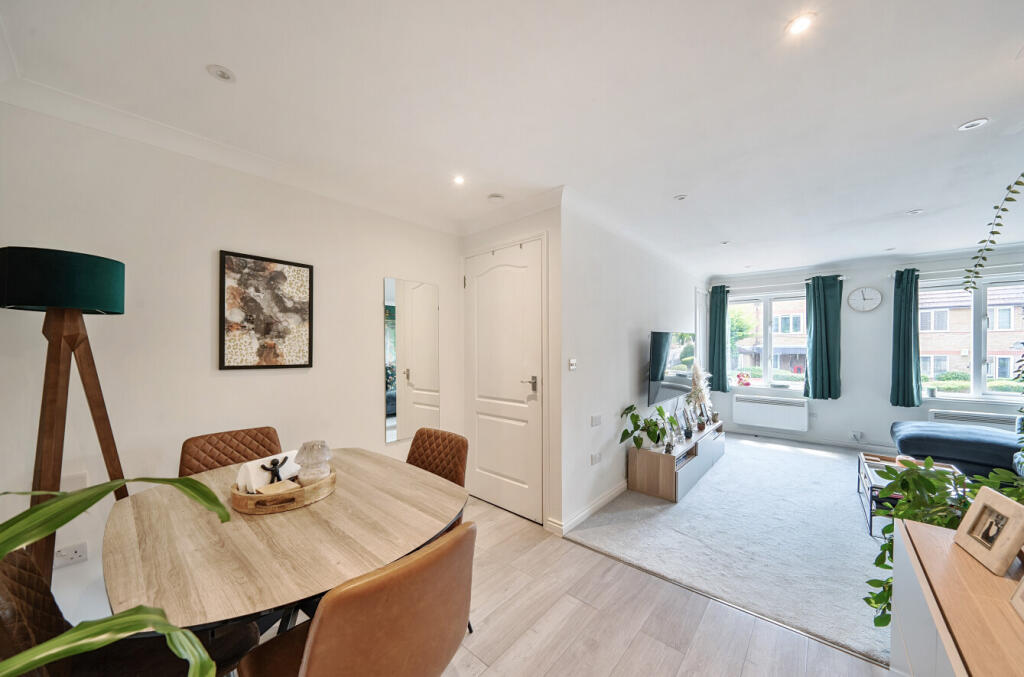 1305886-34-684c34...