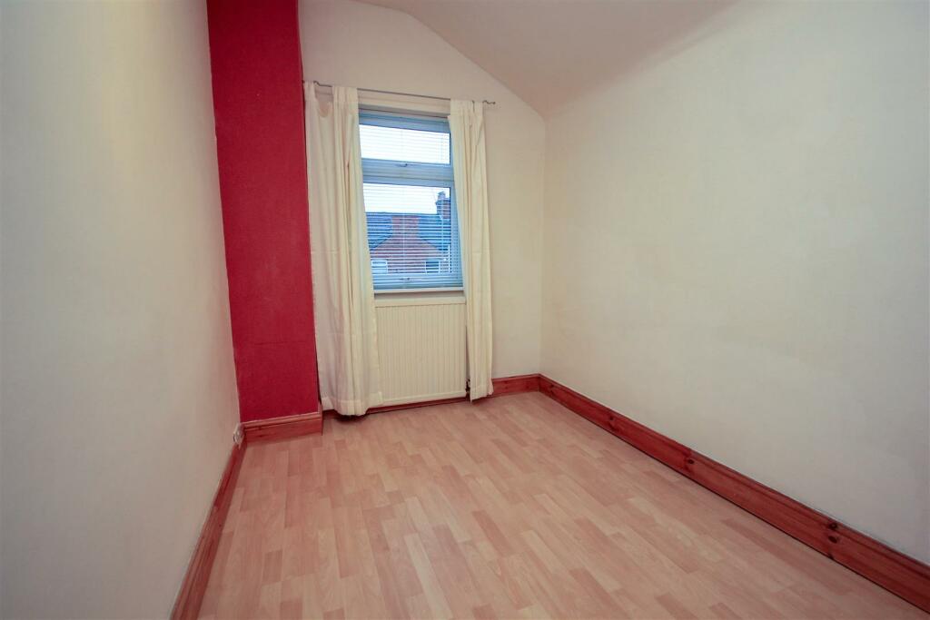 Bedroom 3.jpg