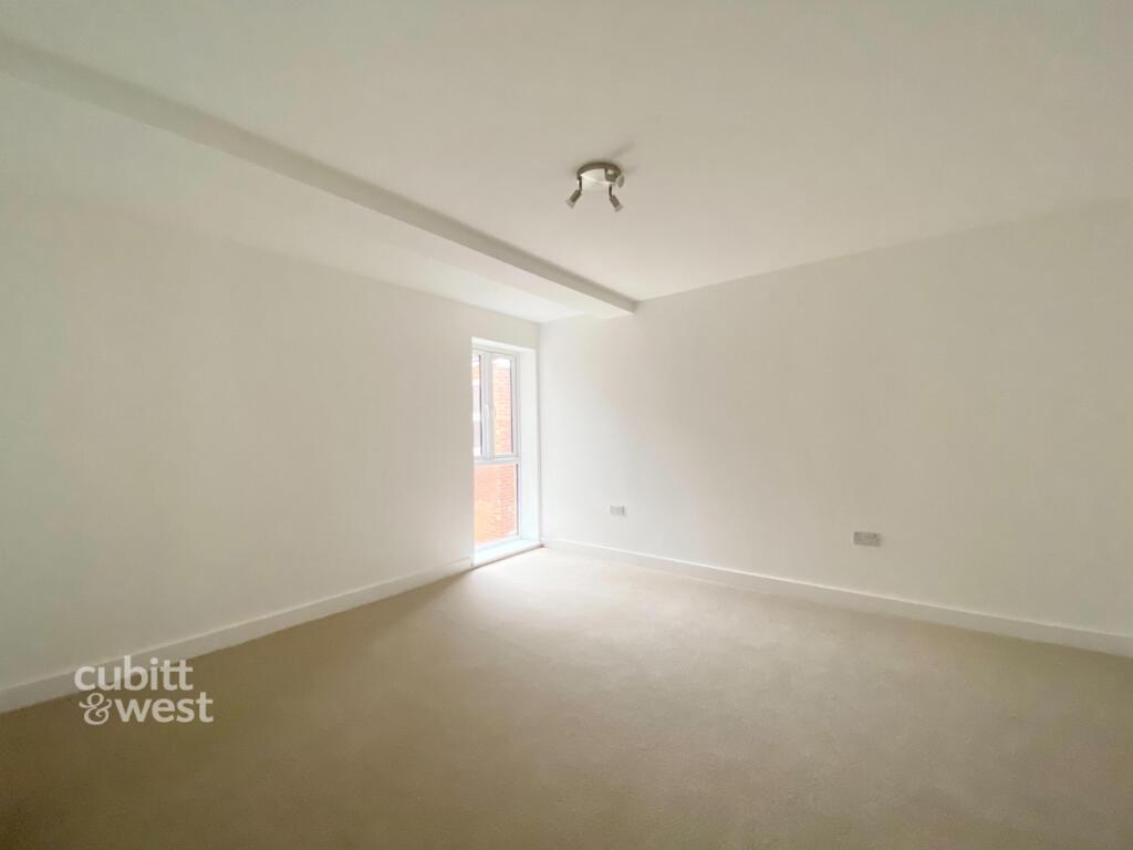 4 Abbeyfield - 7