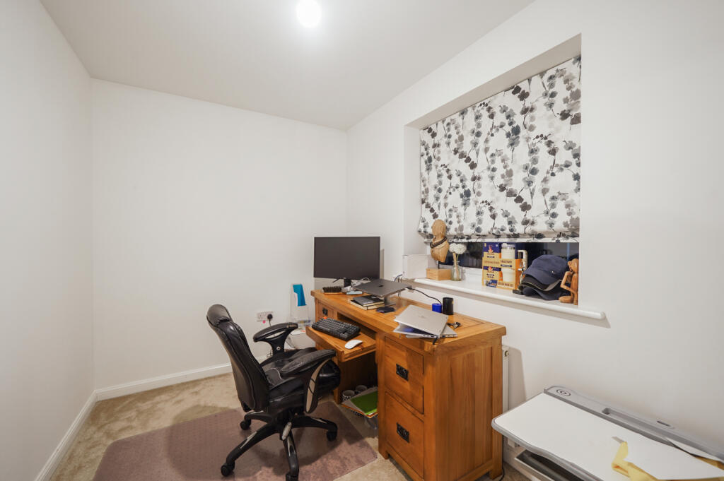3rd Bedroom/office