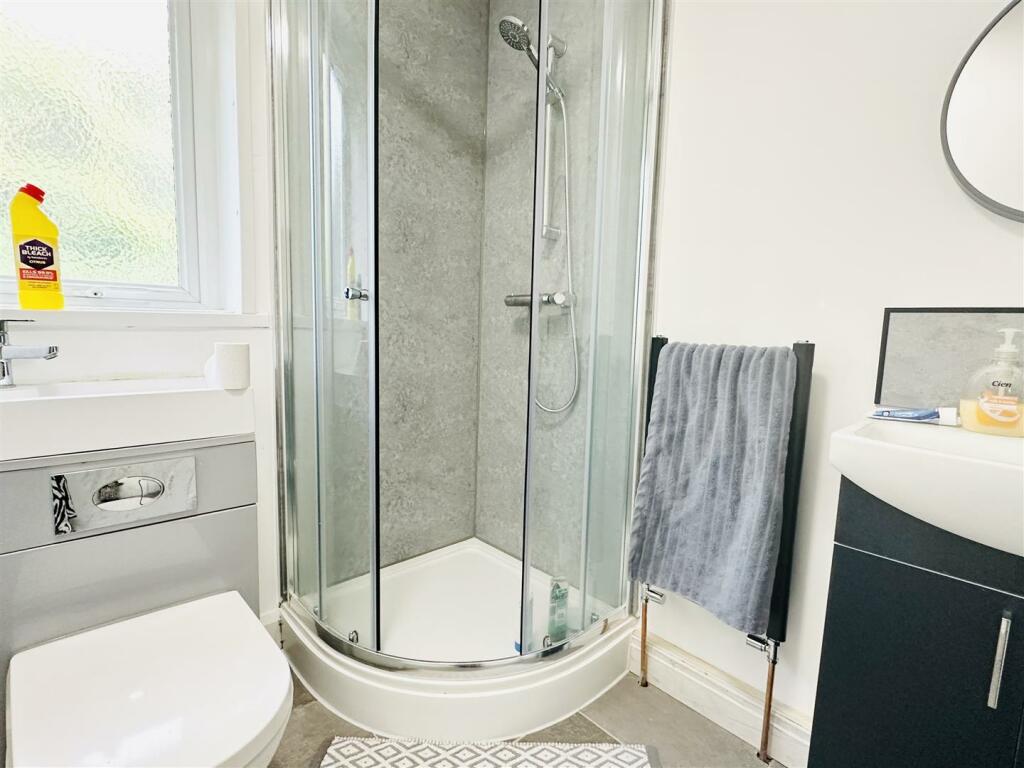 Bathroom 2