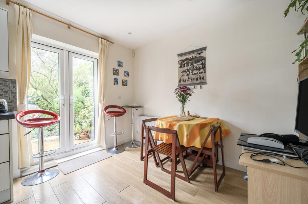 1299648-15-6835c9...