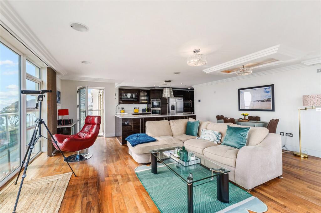 Kitchen/Living/Diner