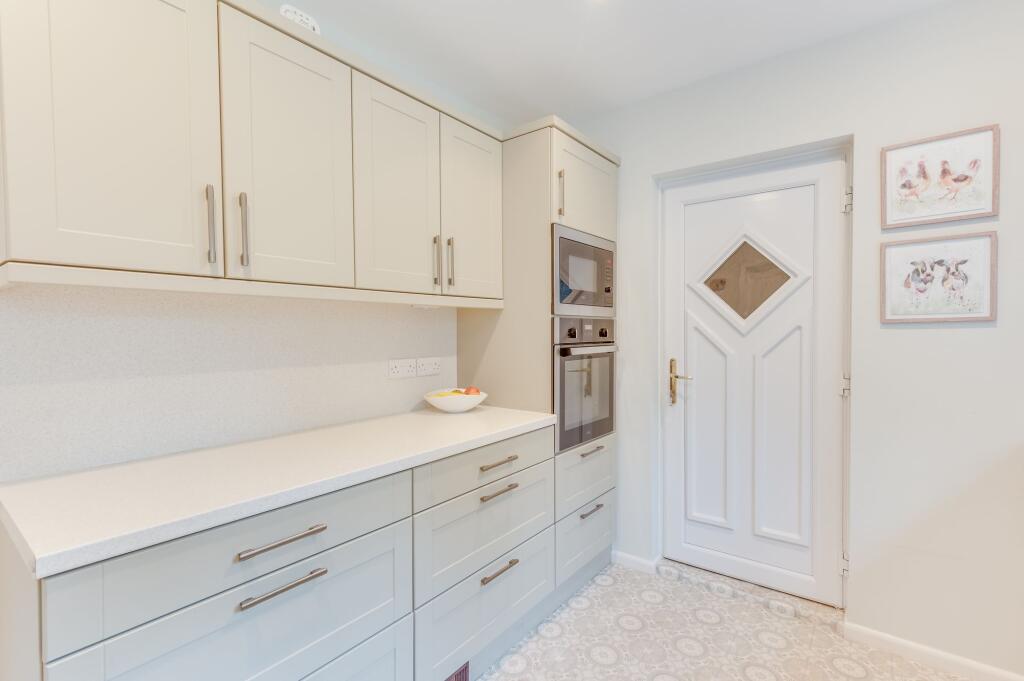 KITCHEN, DINER AND LIVING ROOM