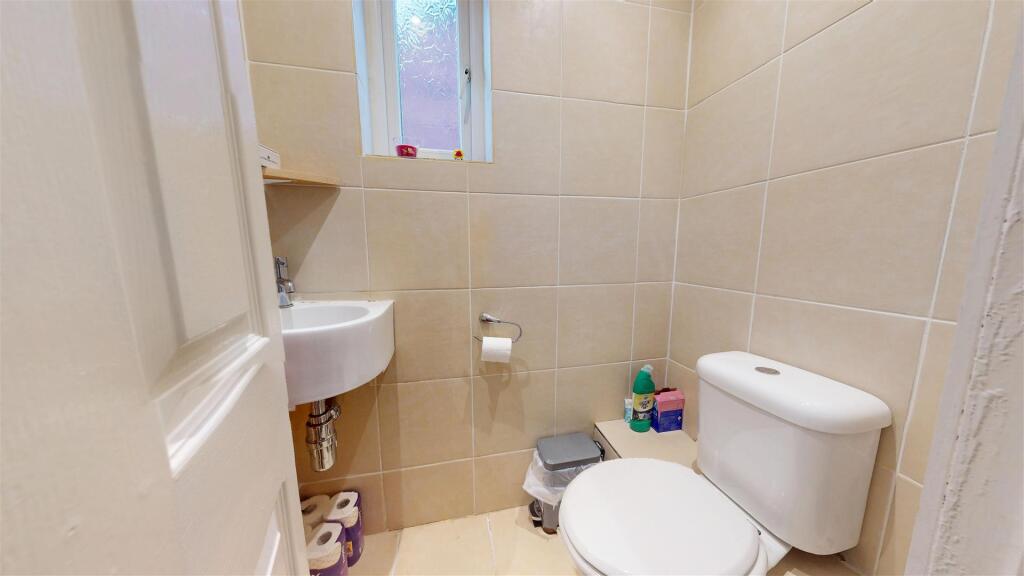 Knowsley Road WC