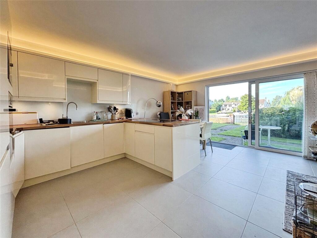 Kitchen/Living
