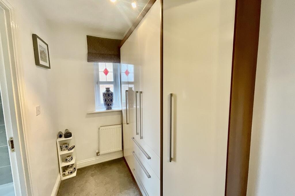 Dressing Area 