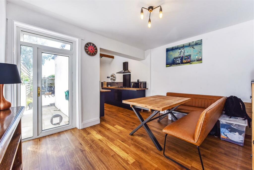 Kitchen / Diner