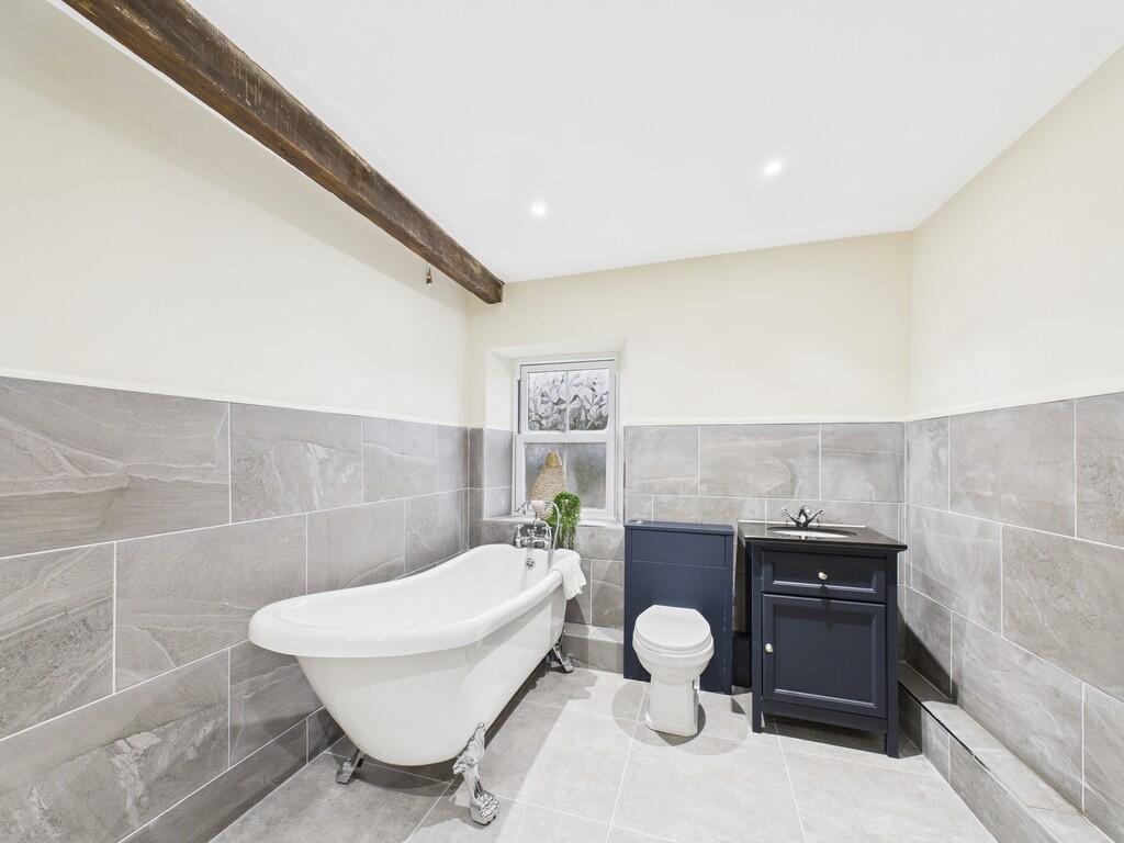 CAM01835G0-PR0357...