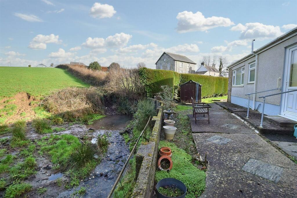 Stream Boundary at Rear