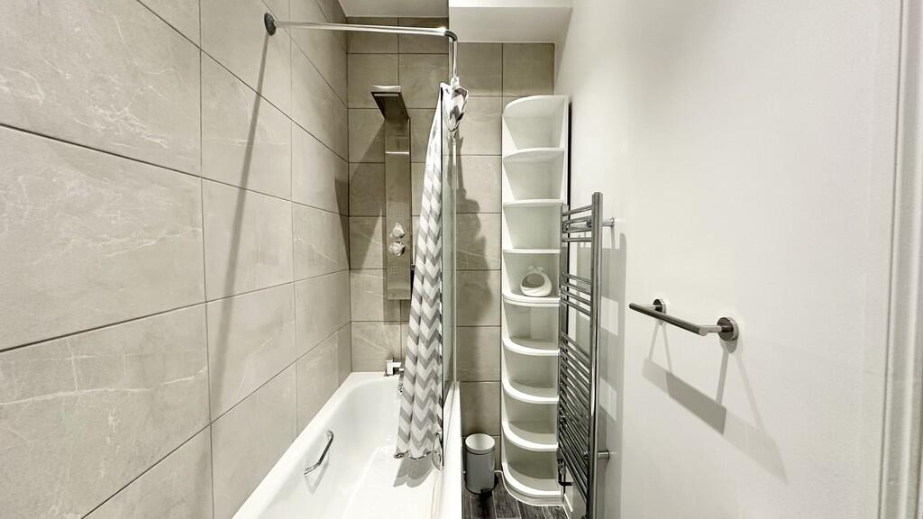 En-Suite One