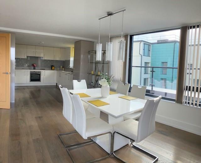 Dining area 1.jpg