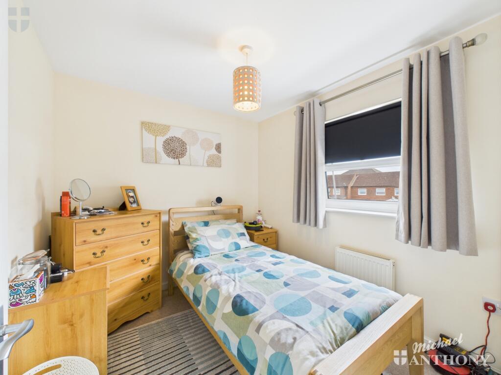 CAM03218G0-PR0695-STILL016