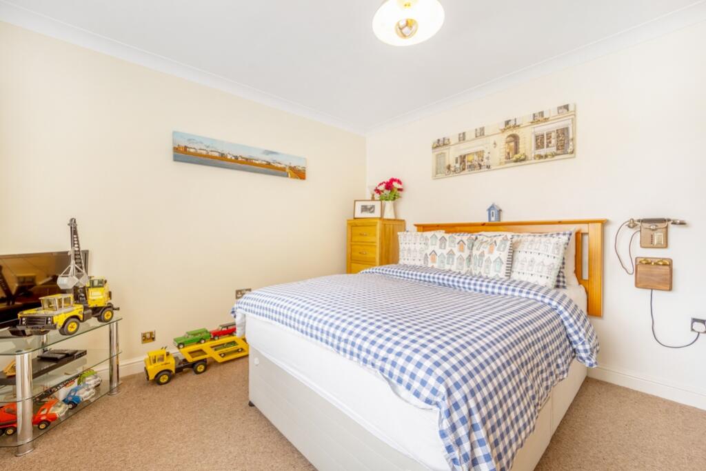 The Pantiles (Wrangle)-31