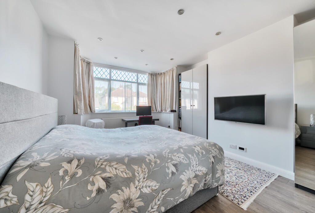 1317929-16-68623e...