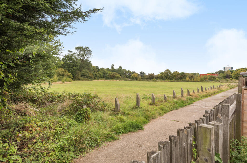 1341459-1-68a3979...