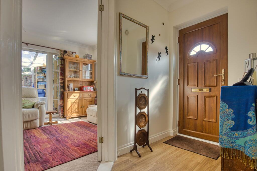 Ewemove Taunton - Graham Way (28)