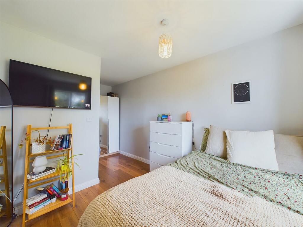 Bedroom Two (2)