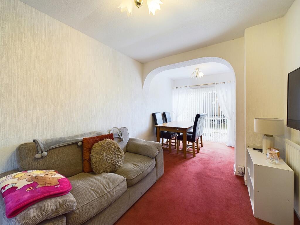 2nd Reception Room to Dining Room