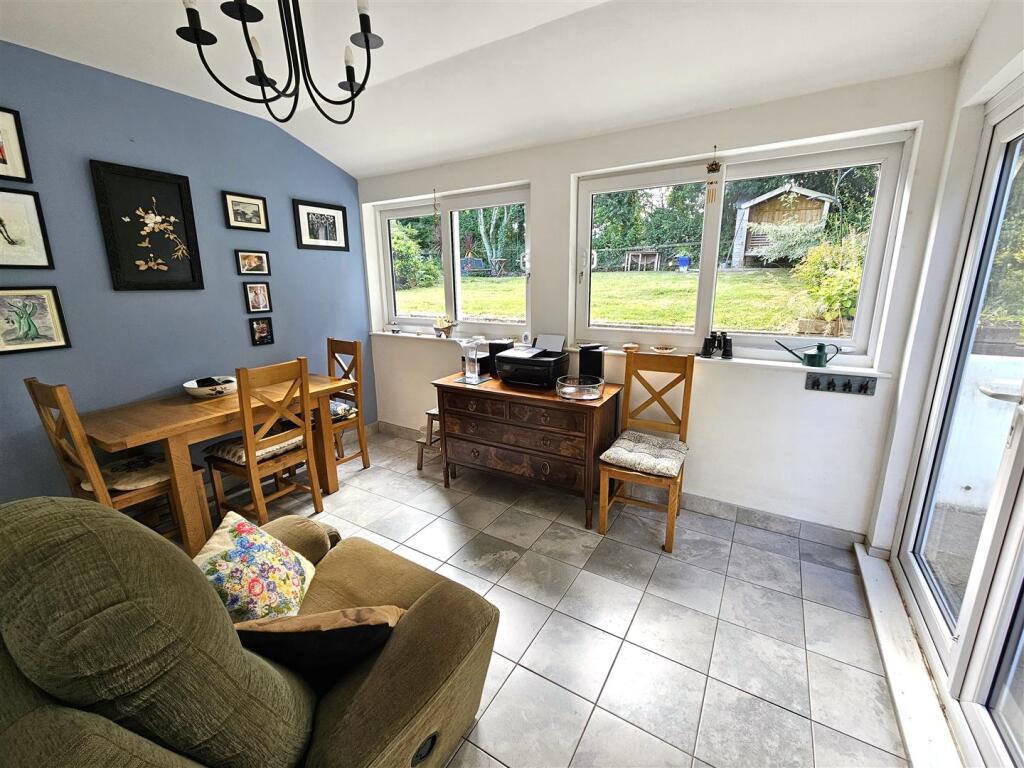 Garden Room.jpg