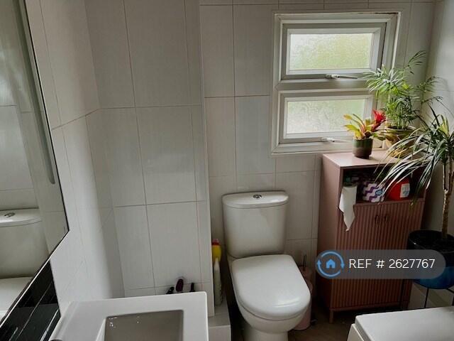 Upstairs Family Bathroom