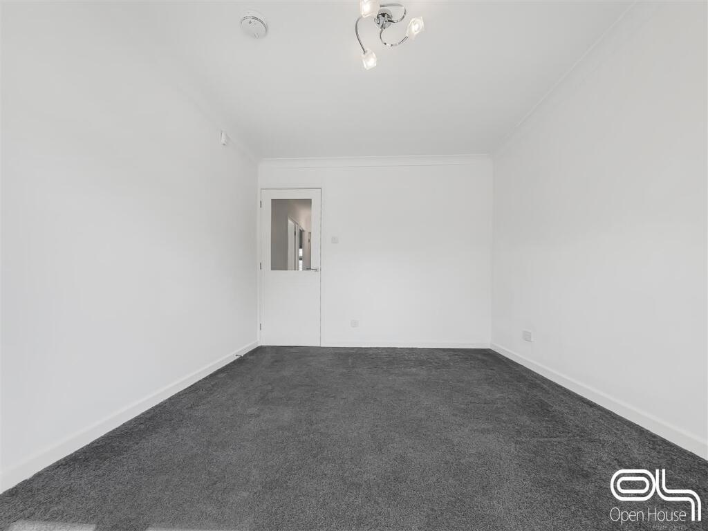 Willow Court, Swadlincote (4).jpg