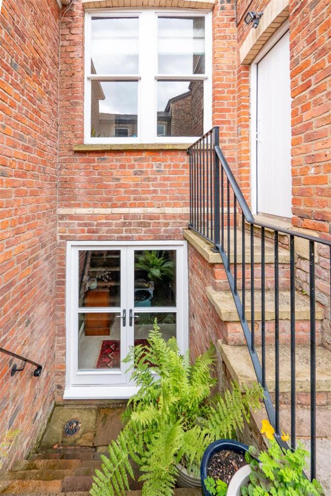 Lower Ground Floor External Entrance