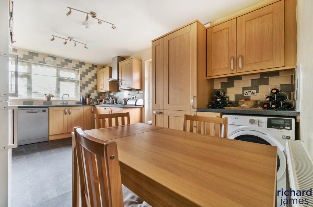 49b1a8974f55433c89243ffe4b05de85