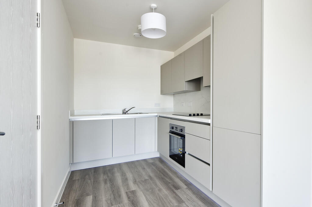 flat 14 snowdrop ...