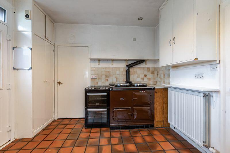 Breakfasting Kitchen