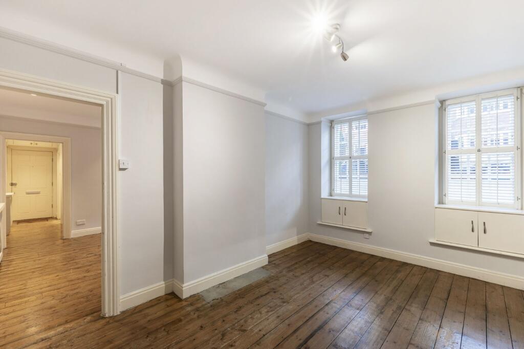 property in Tryon House, 
17 Mallord Street, SW3