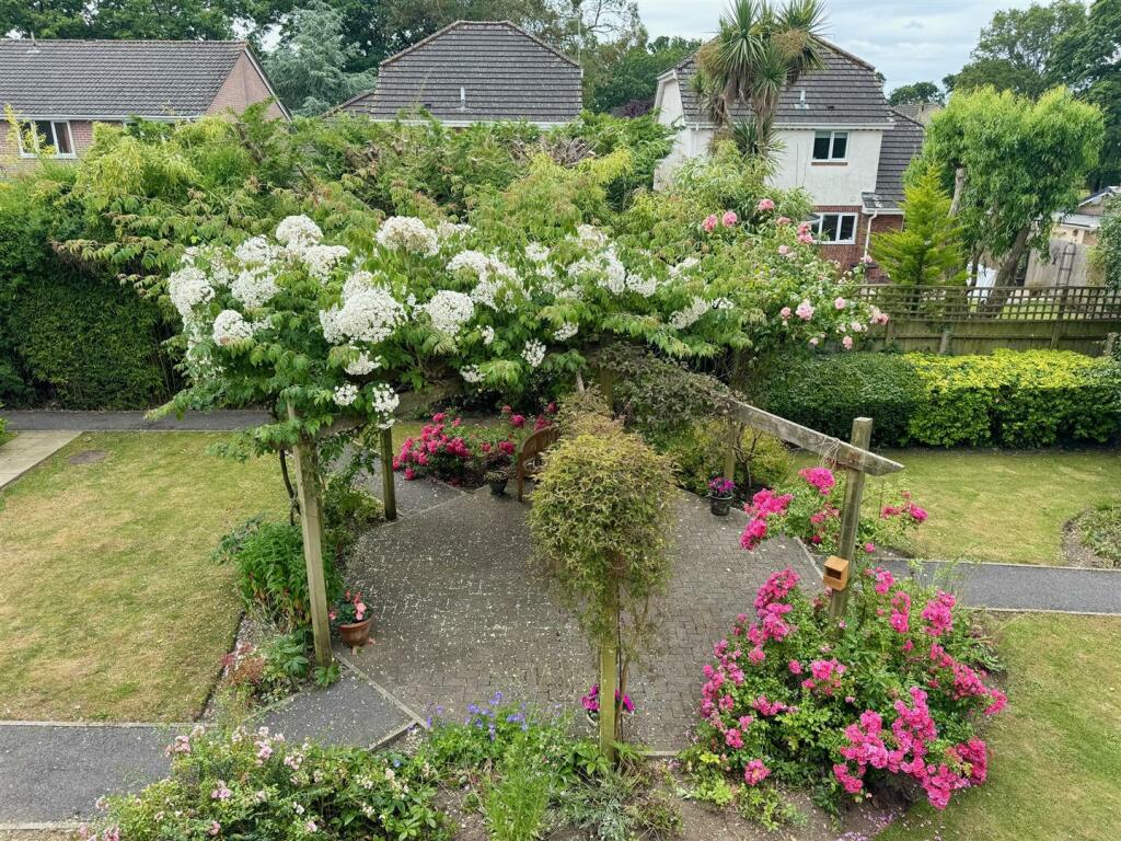 gardens.jpg