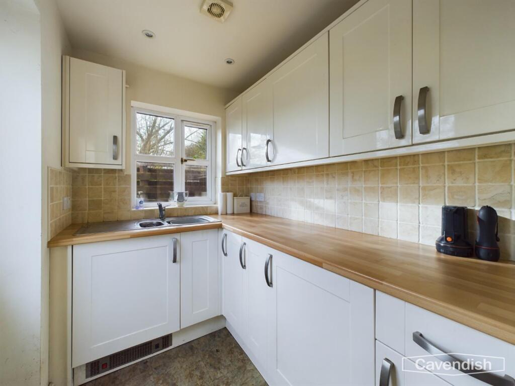 KITCHENETTE