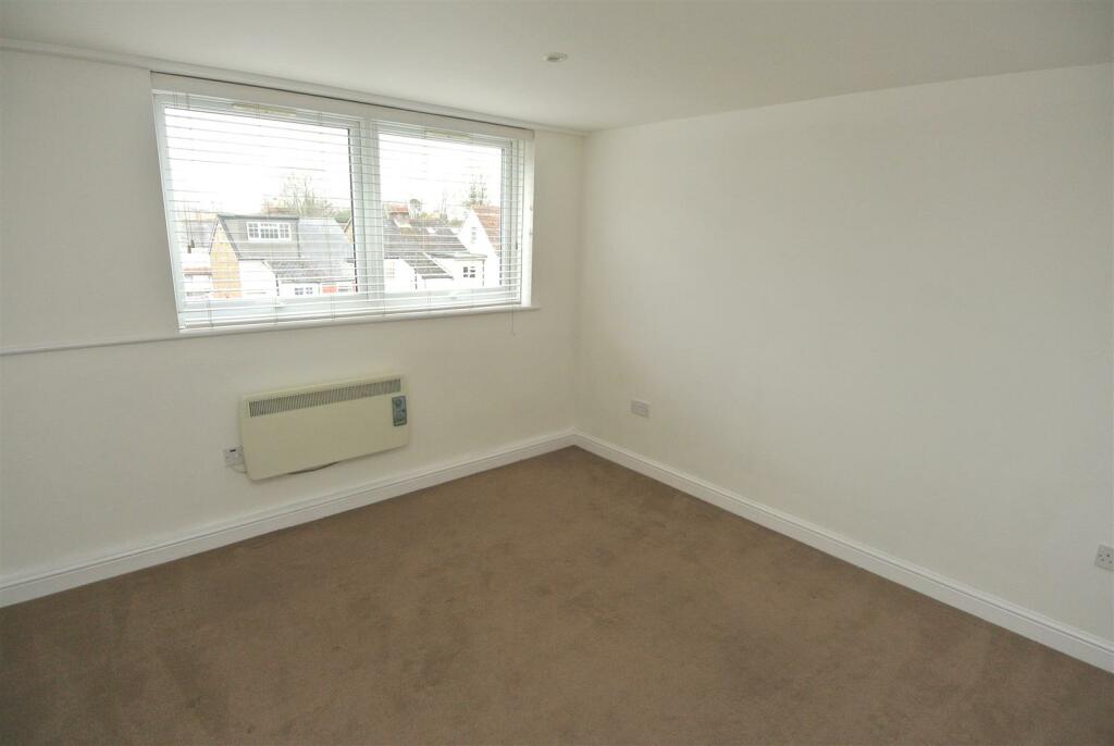 H Bedroom 1.JPG